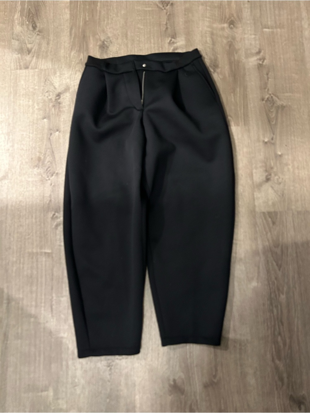 Nike Modern Fleece Mid Rise Black Cropped Tapered Women’s Pants
